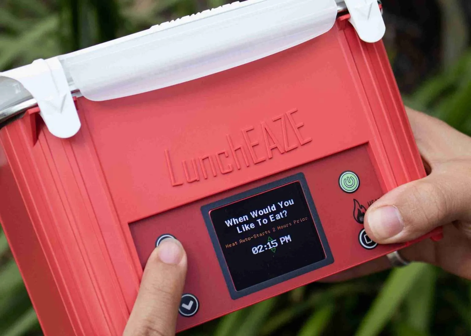LunchEAZE  The world's first RECHARGEABLE self-heated lunchbox 
